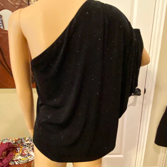 Alice + Olivia Navy Blue Shimmer Asymmetrical One Shoulder Top - Picture 5 of 6